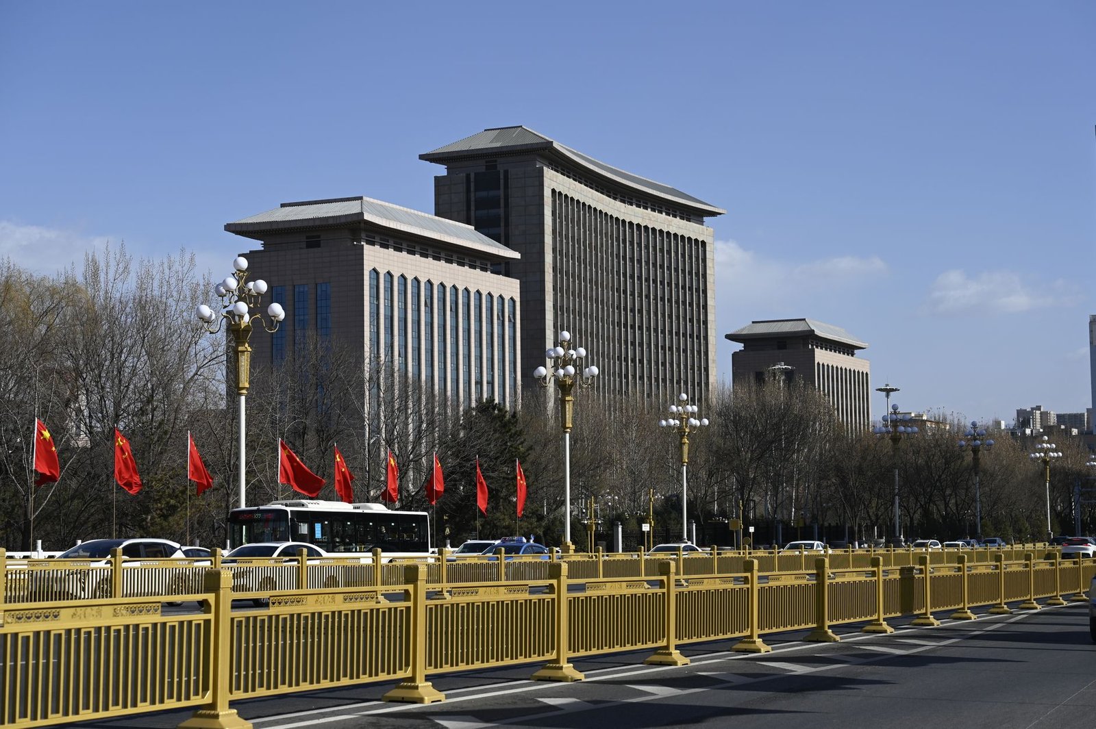Çin Büyümeyi Desteklemek İçin Tahvil Kotaları Ve Merkez Bankası Kredilerini Devreye Alıyor (temsili görsel)