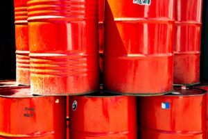 Trump'ın İran Yaptırımı Reddi Petrol Fiyatlarını Yukarı Taşıdı (temsili görsel)