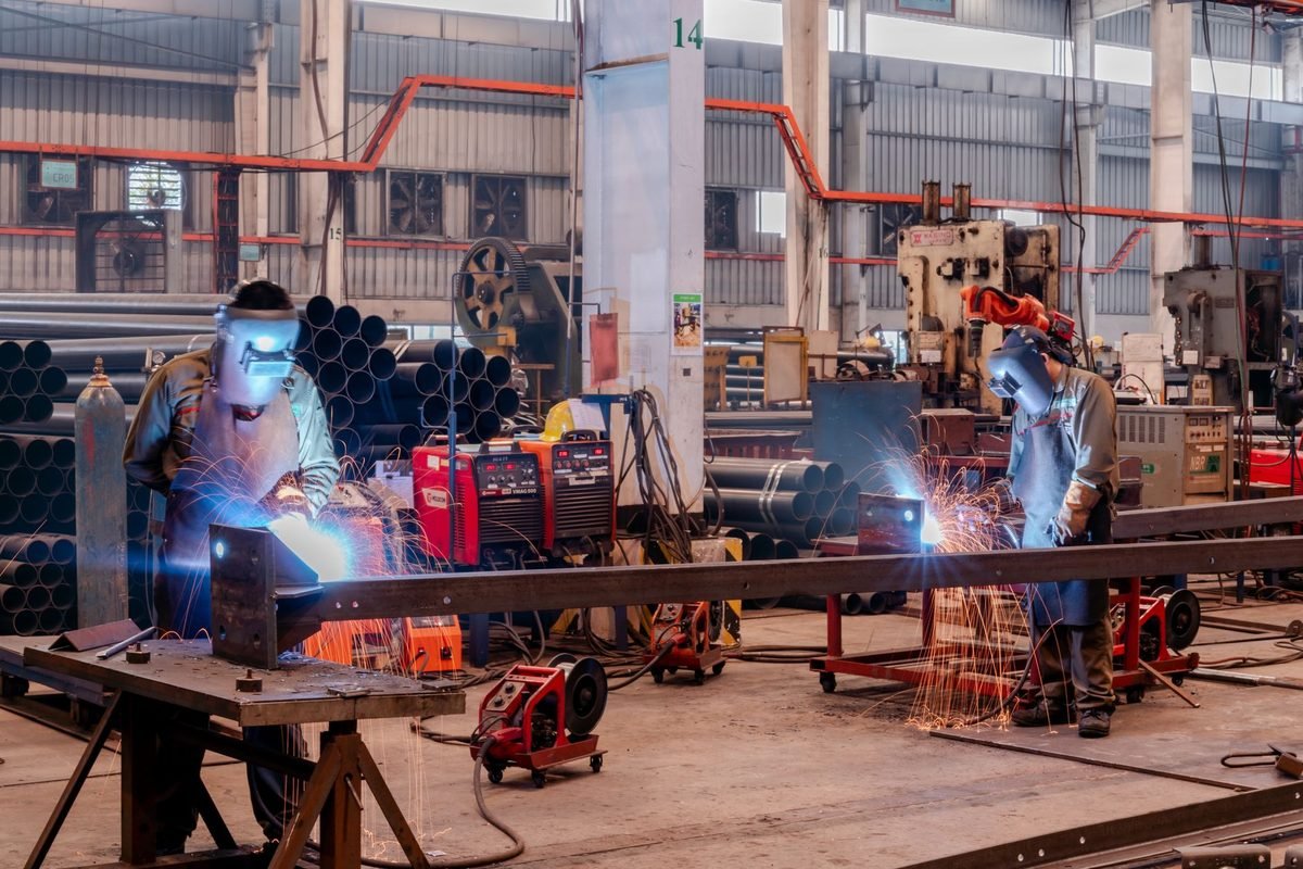 IG Metall: Volkswagen 660 Binden Fazla Çalışana 2030'a Kadar Zam Yapmamayı Planlıyor (temsili görsel)