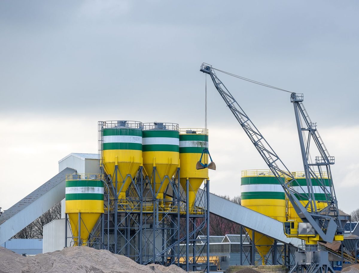 Limak Doğu Anadolu Çimento, Onikişubat Hazır Beton Tesisi'ndeki Üretimi Durdurdu (temsili görsel)