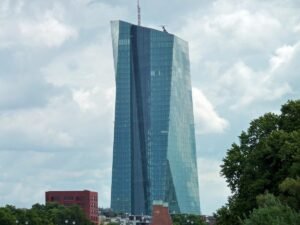 TCMB Faizi 'ya İndirdi, ING, HSBC ve Citi Yıl Sonunda Bekliyor (temsili görsel)