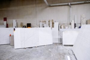 Qua Granite, ABD'li Müşteriye 1,98 Milyon Dolarlık Porselen Karo Siparişi Aldı (temsili görsel)