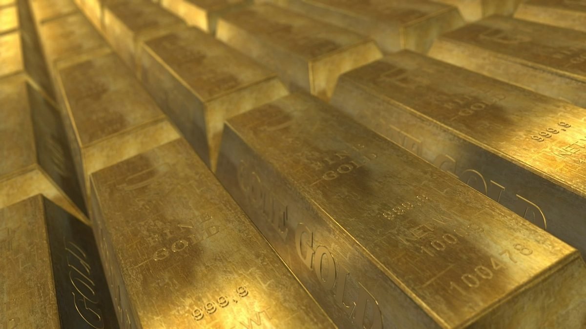 Altın Fed Kararı Öncesinde Yüzde 0,3 Gerileyerek 4.126,84 Dolara İndi (temsili görsel)