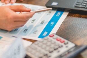 Küresel Borç 337 Trilyon Dolara Yükseldi, Vade Yapısı Finansman Riskini Derinleştiriyor (temsili görsel)