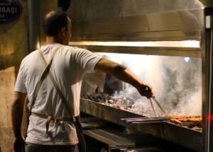 Baydöner, 516.600.000 TL'lik Bedelsiz Sermaye Artırımı Başvurusunu İşlemden Kaldırdı (temsili görsel)