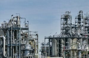 Brent Petrol Yüzde 1,3 Yükselerek 115,36 Dolara Çıktı (temsili görsel)