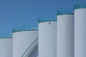 Çinli Rafinerilerin Kasım-Nisan Döneminde Stoklarına Günlük 400 Bin Varil Petrol Eklemesi Bekleniyor (temsili görsel)