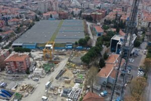 Halk GYO, Kemerburgaz Projesinde Ana Yüklenici Olarak Peninsula İnşaat'ı Seçti (temsili görsel)
